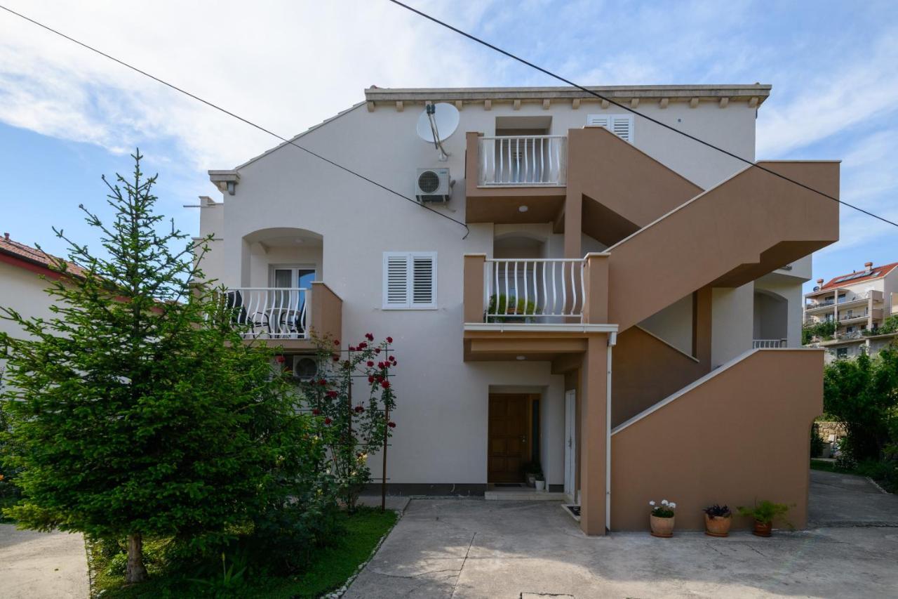 Holiday Residence Zvono Mlini Exterior photo